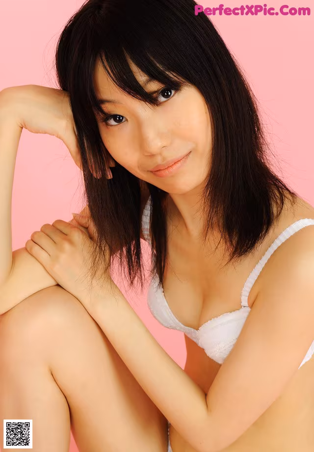 Momoko Miura - Tightskinny Filmvz Pics